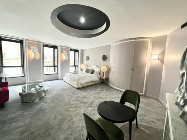 The Place To Be In Saint Germain Des Pres - Montana 2 Aparthotel Parijs
